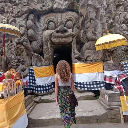 elephant cave temple bali